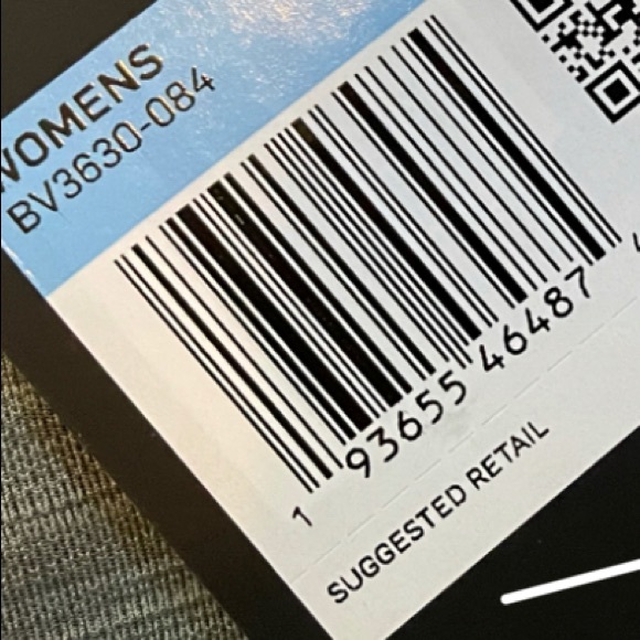 NIKE Dri-FIT Swoosh Non-Padded Sports Bra - SM/MED - Picture 12 of 14